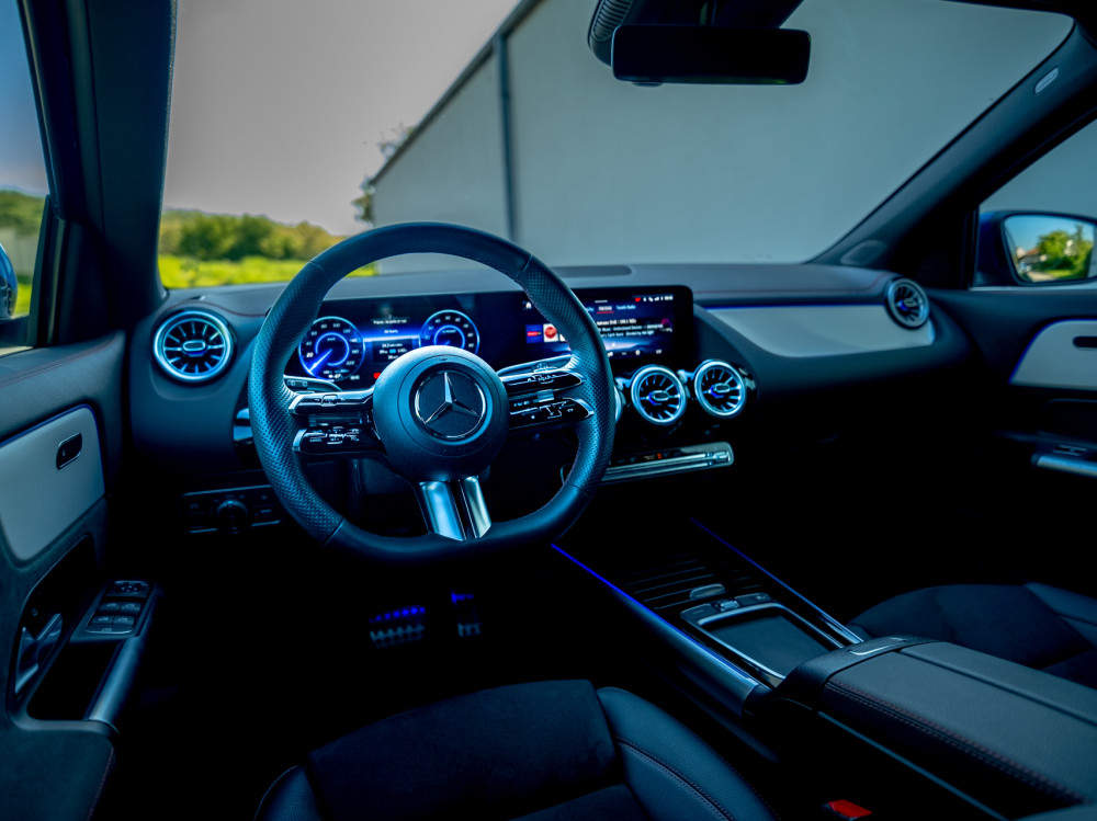 Mercedes-Benz EQA 350 4MATIC